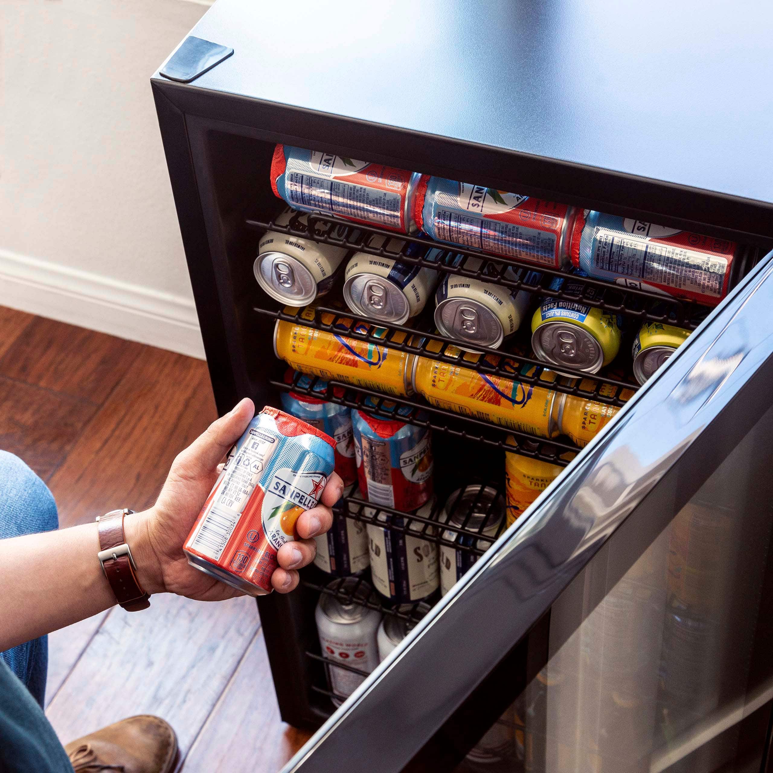 NewAir - 126 Can Freestanding Beverage Fridge with 7 Temperature Settings and Adjustable Shelves - Onyx Black - Image 4