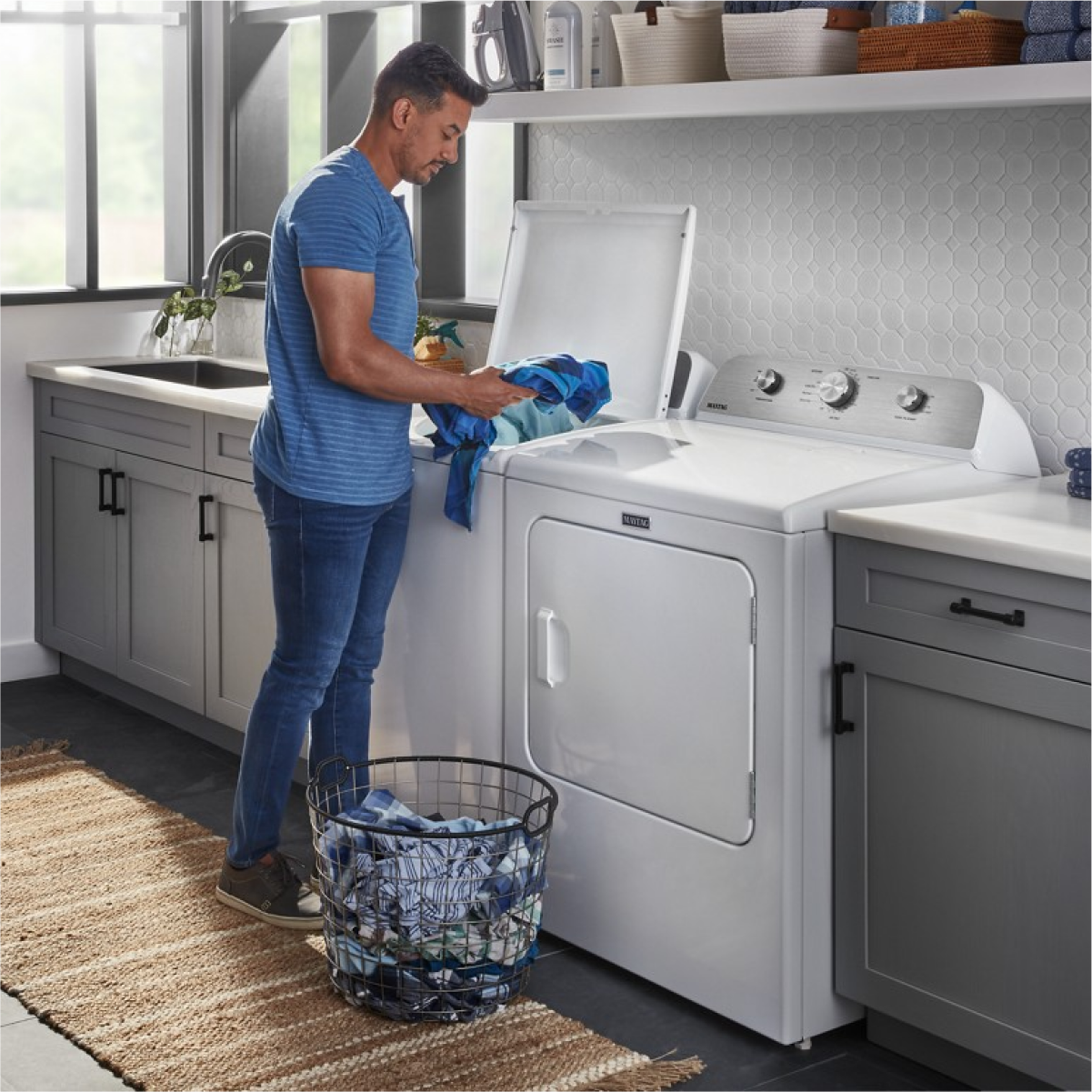 Maytag - 7.0 Cu. Ft. Electric Dryer with Wrinkle Prevent - White - Image 19