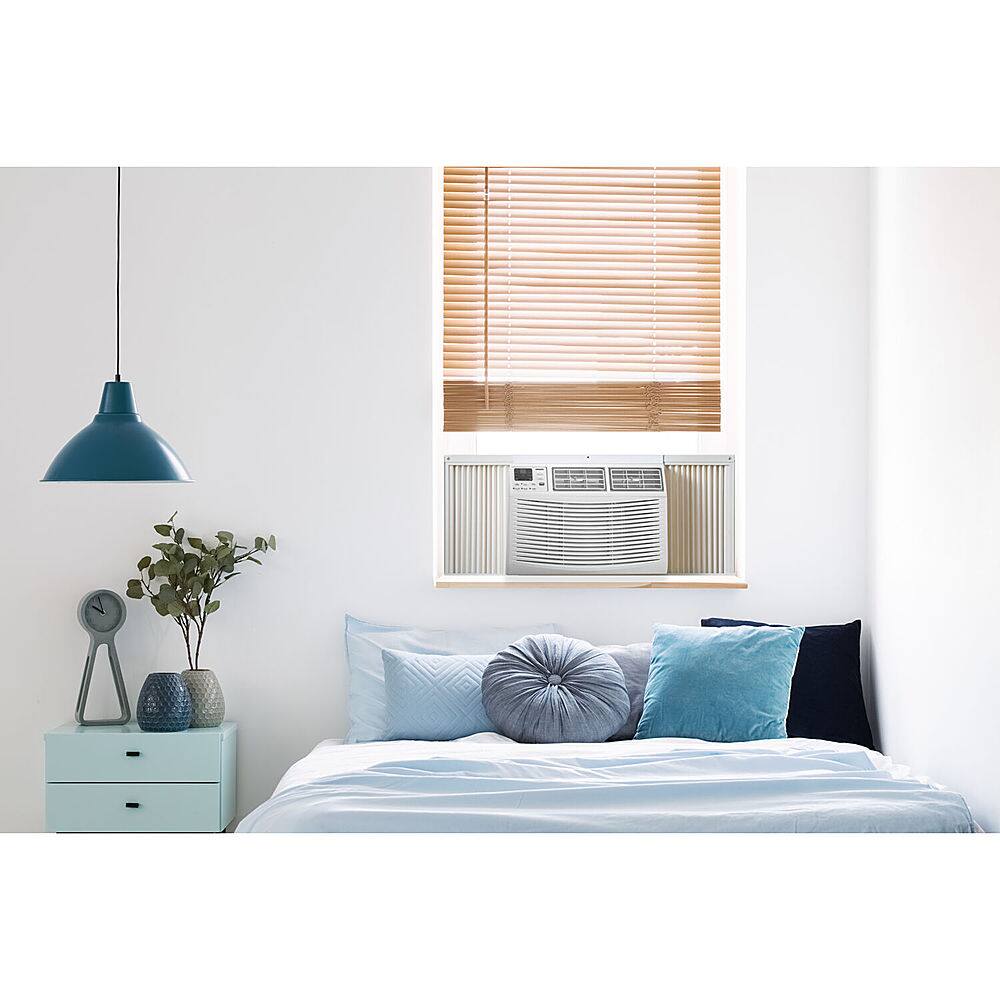 Amana - 350 Sq. Ft 8,000 BTU Window Air Conditioner - White - Image 6