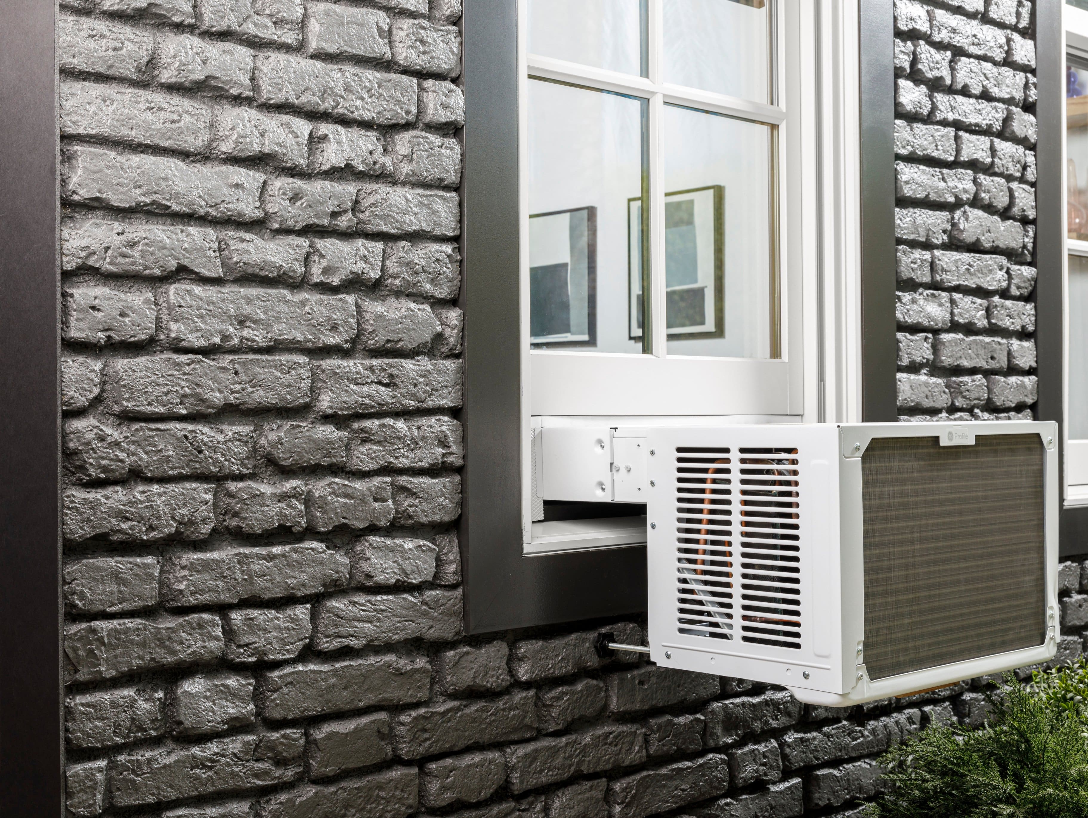 GE Profile - ClearView 250 Sq. Ft. 6,100 BTU Smart Ultra Quiet Window Air Conditioner - White - Image 10