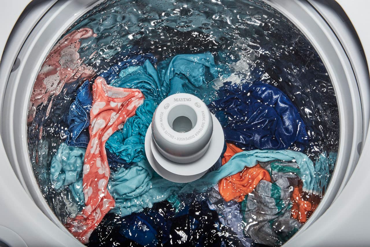 Maytag - 4.5 Cu. Ft. High Efficiency Top Load Washer with Deep Fill - White - Image 9