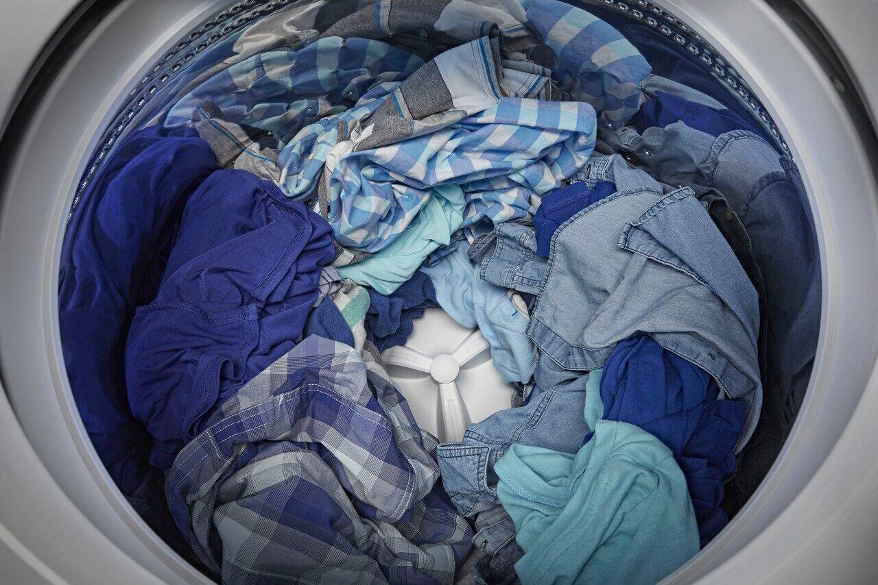 Maytag - 4.8 Cu. Ft. High Efficiency Top Load Washer with Steam and Extra Power Button - White - Image 13