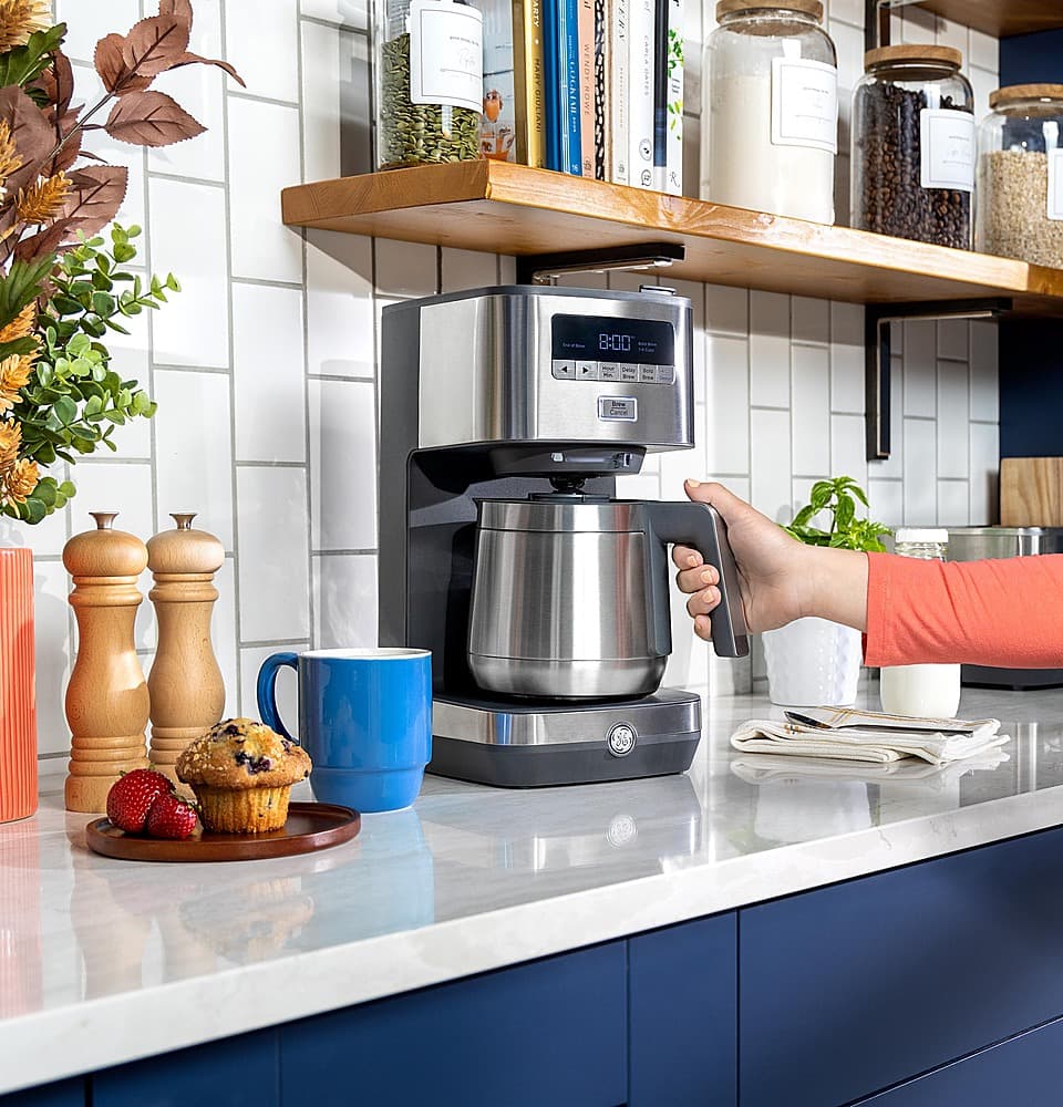 GE - 10 Cup Programmable Coffee Maker with Single Serve and Thermal Carafe - Stainless Steel - Image 6