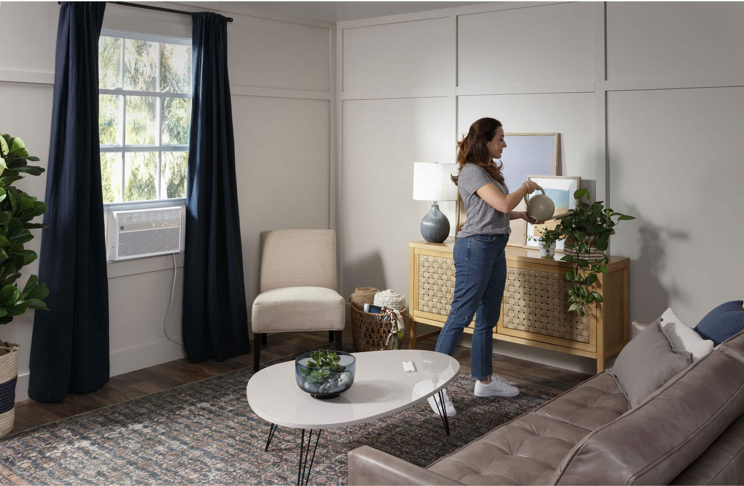 GE - 550 Sq. Ft. 12000 BTU Smart Window Air Conditioner - White - Image 5