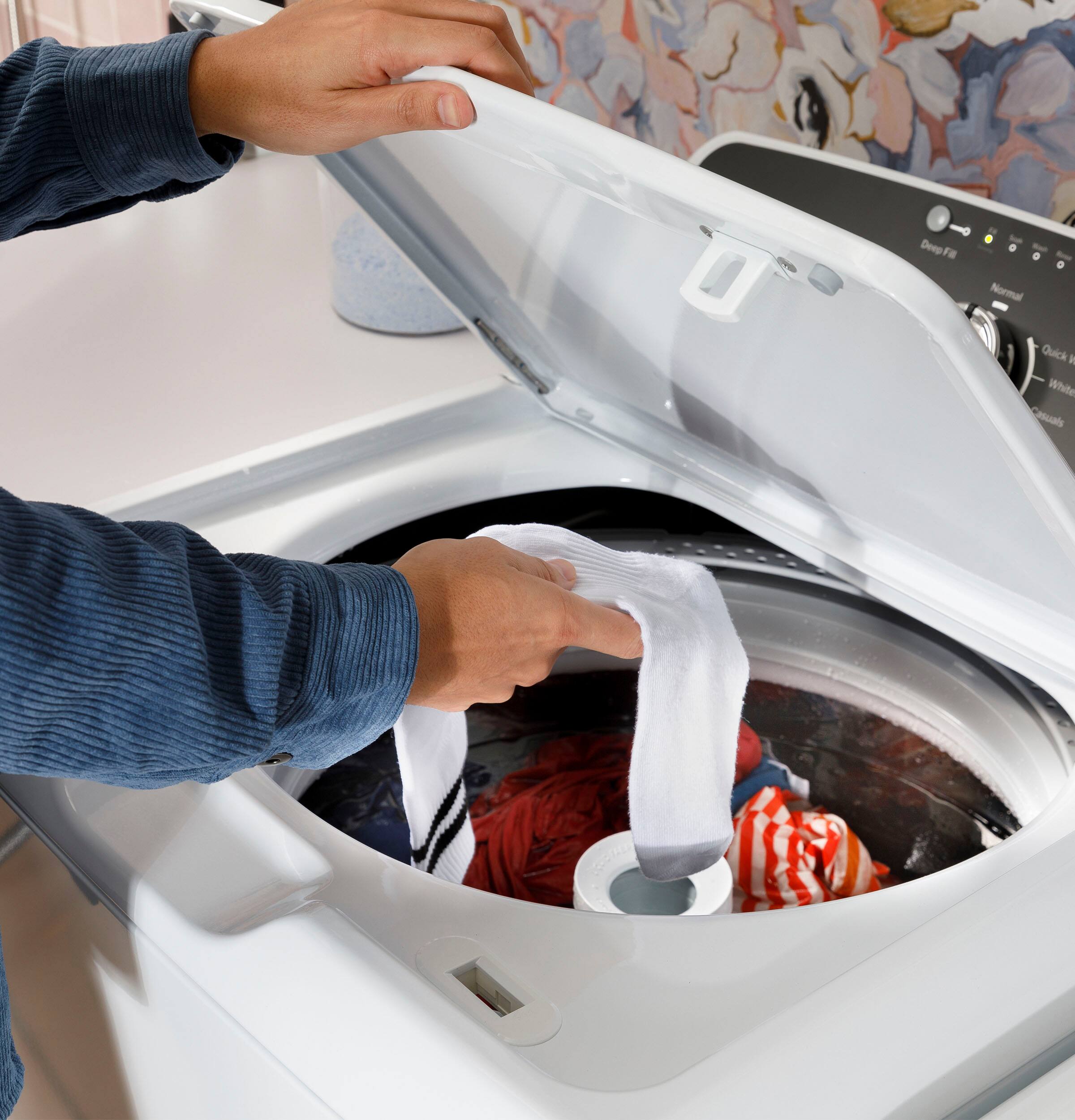 GE - 4.3 Cu. Ft. High-Efficiency Top Load Washer with Cold Plus - White with Silver Matte - Image 13